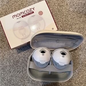 Momcozy Wearable Breast Pumps